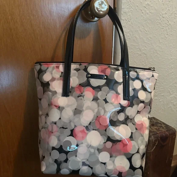 Kate Spade Cherry Terrace Jeralyn Patent tote medium w dust bag - Picture 2 of 6